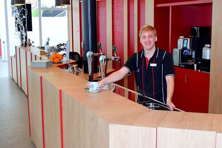 Gratis koffie/thee bij gebak